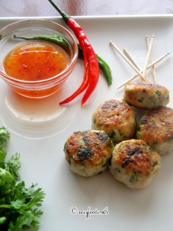MINI COCKTAIL CHICKEN PATTIES WITH SWEET CHILLI SAUCE