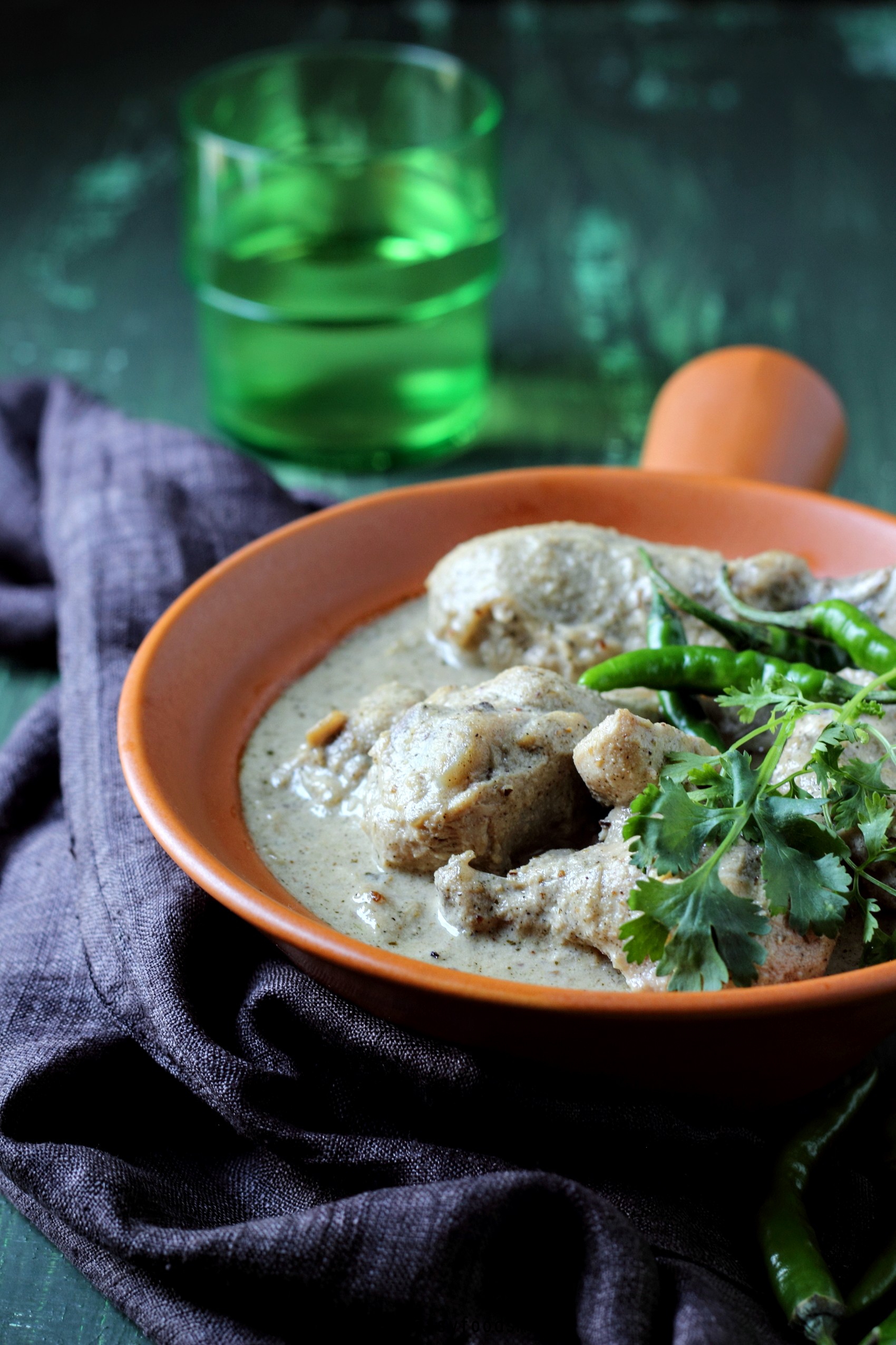 SAFED MAANS / सफेद मांस (Chicken in Aromatic White Curry)