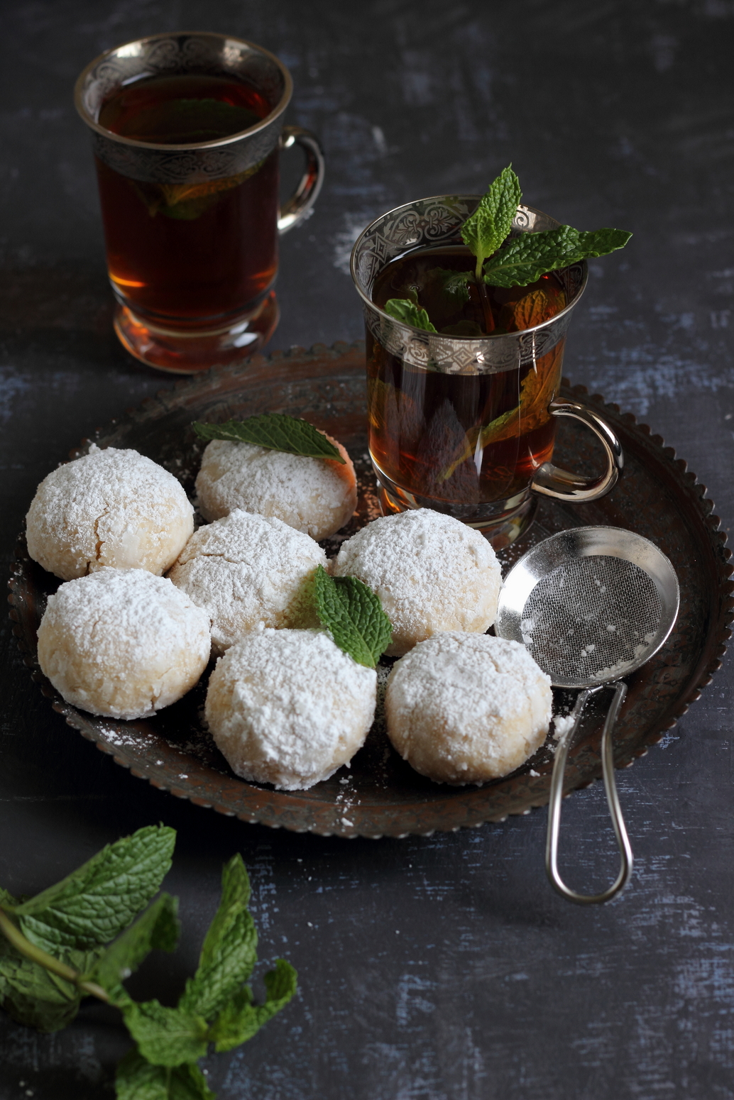 GHRIBA – घरिब्बा (Moroccan Coconut Cookies)