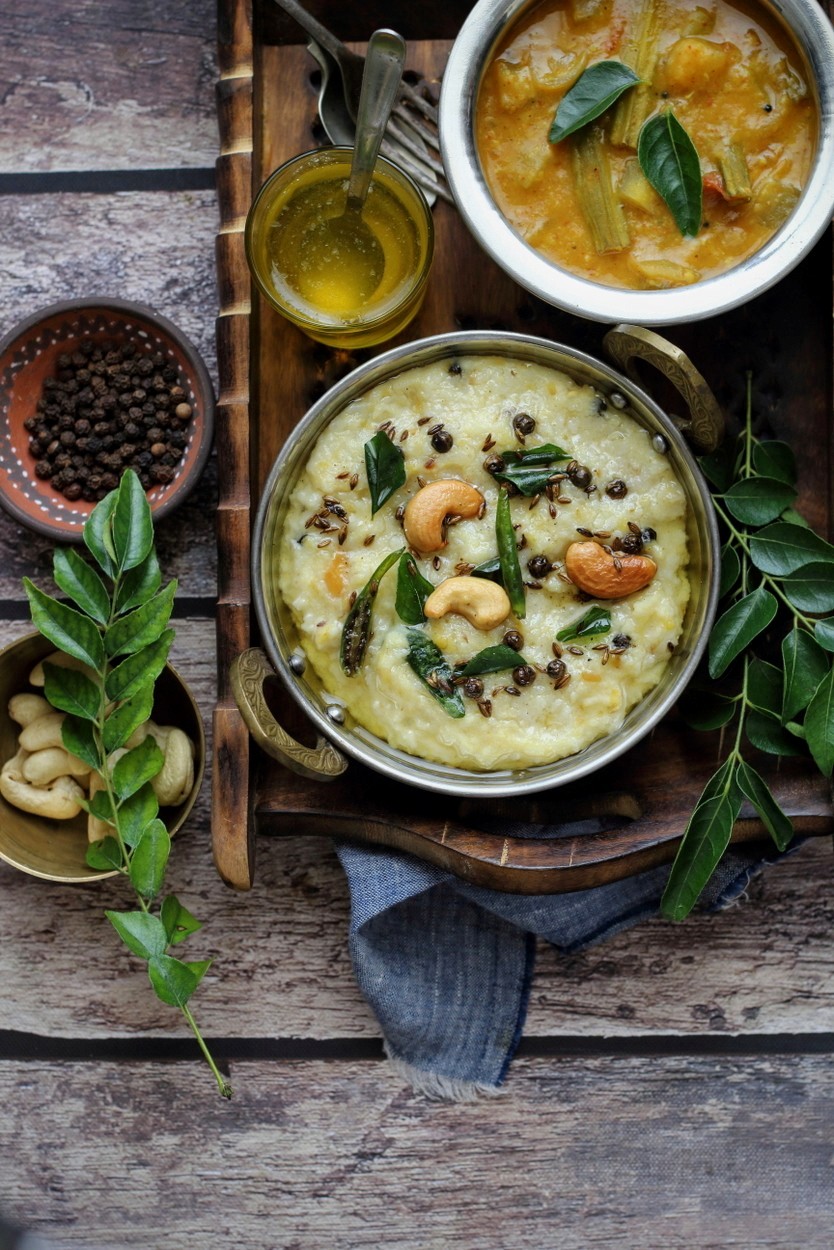VEN PONGAL – वेन पोंगल (South Indian style Rice & Lentil Porridge)